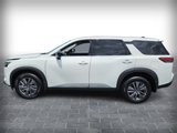 New 2025 Nissan Pathfinder S image 3