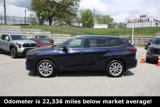 Used 2022 Toyota Highlander Limited image 2