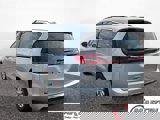 Used 2022 Chrysler Pacifica Touring-L image 3