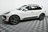 Used 2025 Porsche Macan image 2