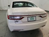 Used 2017 Lincoln Continental Select image 4