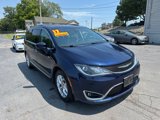 Used 2017 Chrysler Pacifica Touring-L Plus w/ Tire & Wheel Group image 4