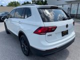 Certified 2024 Volkswagen Tiguan SE image 5