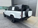 Used 2025 Land Rover Defender 130 X-Dynamic SE image 3