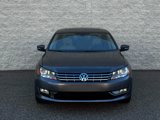 Used 2013 Volkswagen Passat TDI SEL Premium image 2