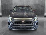 Used 2024 Volkswagen Atlas SE image 2