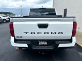 Used 2025 Toyota Tacoma TRD Sport image 4