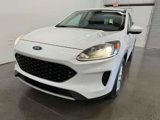 Used 2020 Ford Escape SE image 6