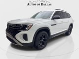 Used 2024 Volkswagen Atlas Peak Edition SE image 2