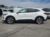 Used 2025 Ford Escape Platinum w/ Premium Technology Package image 2
