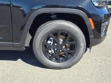 New 2025 Jeep Grand Cherokee Altitude image 2