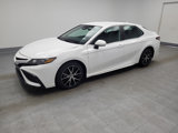Used 2023 Toyota Camry SE image 2