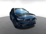 Used 2024 Volvo XC40 B5 Core image 3