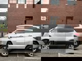 Used 2009 Chevrolet Traverse LT image 2