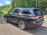 New 2025 Lincoln Aviator AWD w/ Jet Appearance Package image 4