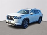 New 2025 Nissan Pathfinder SL w/ SL Premium Package image 2