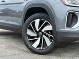 New 2025 Volkswagen Atlas SE image 2