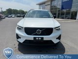 Certified 2024 Volvo XC40 B5 Plus w/ Climate Package image 3