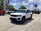 New 2025 Jeep Grand Cherokee Altitude image 3