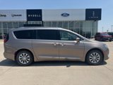 Certified 2018 Chrysler Pacifica Touring-L w/ Premium Audio Group image 2