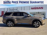 New 2025 Nissan Pathfinder Platinum w/ Cargo Package image 5