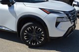 New 2025 Nissan Rogue Platinum w/ Platinum Premium Package image 4