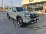 Used 2022 Nissan Frontier PRO-4X w/ Technology Package image 6