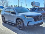 Certified 2025 Honda Pilot Black Edition image 3