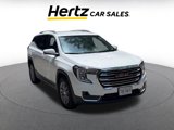 Used 2024 GMC Terrain SLT image 3