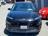 Used 2023 Hyundai Kona SE image 2