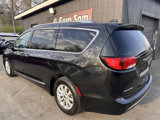Used 2018 Chrysler Pacifica Touring-L Plus image 5