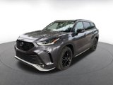 Used 2024 Toyota Highlander XSE image 3