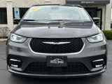 Used 2023 Chrysler Pacifica Touring-L image 5