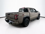Used 2023 Nissan Frontier PRO-4X w/ Pro-4X Premium Package image 5