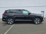 New 2025 Volkswagen Atlas SEL image 3