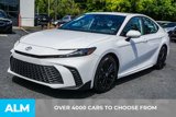 Used 2025 Toyota Camry SE image 3