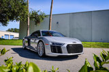 Used 2017 Audi R8 V10 w/ Carbon Exterior Package image 3