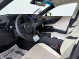 New 2025 Lexus ES 300h w/ Premium Package image 5