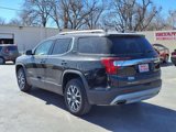 Used 2023 GMC Acadia SLT image 4