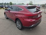 Used 2023 Toyota Venza XLE image 5
