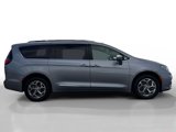 Used 2021 Chrysler Pacifica Limited image 6