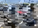 Used 2018 Toyota RAV4 SE image 3