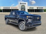 Used 2024 Chevrolet Silverado 2500 Custom w/ Custom Value Package image 2