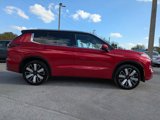 New 2025 Mitsubishi Outlander SEL image 3