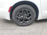 New 2025 Chrysler Pacifica Select image 5