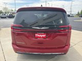 New 2025 Chrysler Pacifica Select image 6