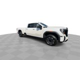 New 2025 GMC Sierra 3500 Denali Ultimate image 2