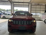 Used 2019 Jeep Grand Cherokee Altitude image 3