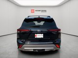 New 2025 Toyota Highlander Platinum image 5