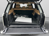 New 2025 Land Rover Range Rover Long Wheelbase SE image 6